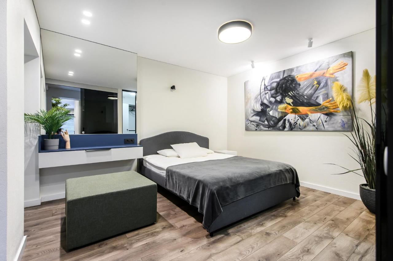 Botanical Garden Loft Appartement Kaunas Buitenkant foto